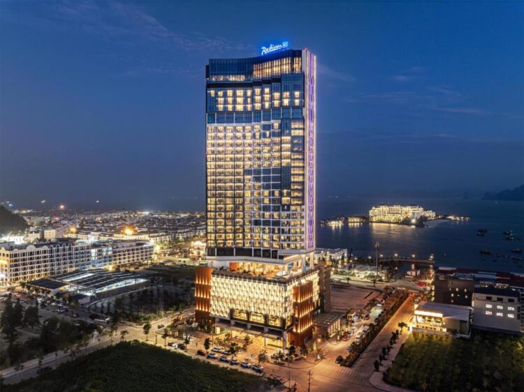 Đẳng cấp thế giới tại Radisson Blu Ha Long Bay