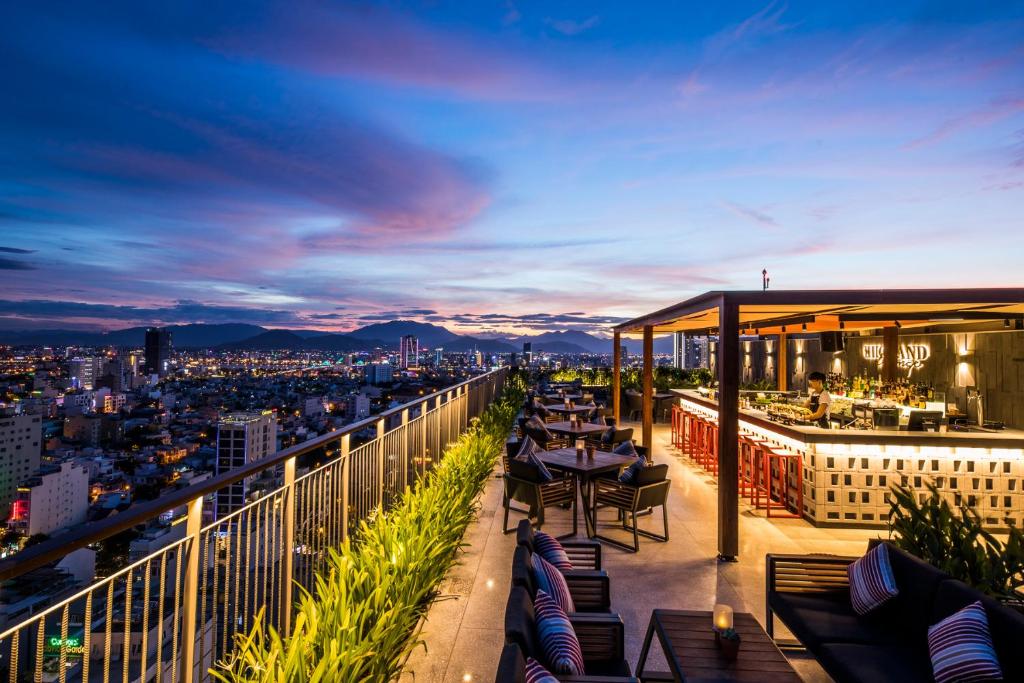 Khách sạn Chicland Da Nang - Ảnh 10