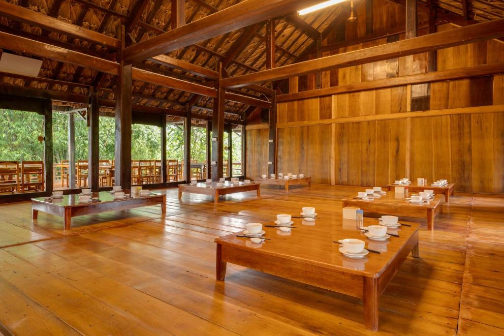Khách sạn Mai Châu Onsen Retreat - Ảnh 9