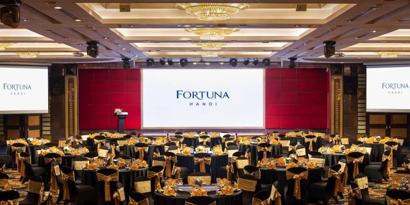 Phòng khiêu vũ Victoria FORTUNA cho hội nghị, giới thiệu sản phẩm, sự kiện giải trí, tiệc chiêu đãi, tiệc tối và tiệc tùng.